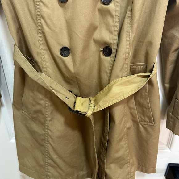 Beige Banana Republic Trench Coat - Picture 8 of 8